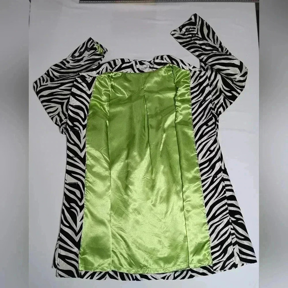 UBU  Flocked, Zebra Print, lined Button Down Jacket. Ladies size M - Picture 7 of 10